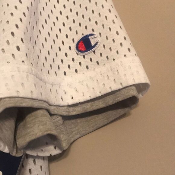 NEW Champion Reversible Mesh T-Shirt - Size Medium - Picture 9 of 13